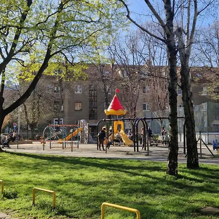 Emily * Братислава